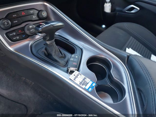 2C3CDZAG8JH172179 Dodge Challenger Sxt