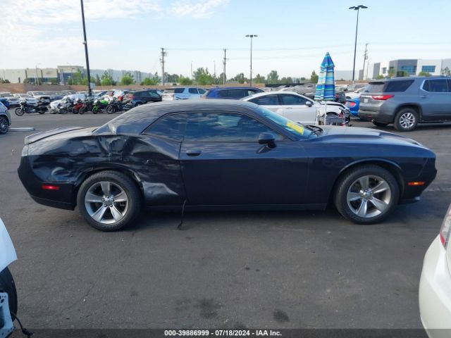 2C3CDZAG8JH172179 Dodge Challenger Sxt