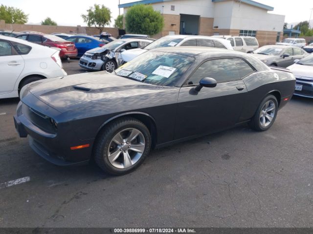 2C3CDZAG8JH172179 Dodge Challenger Sxt