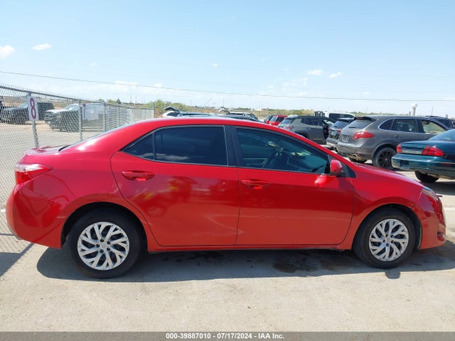 Toyota COROLLA LE 2018 5YFBURHE0JP845858 Image 13