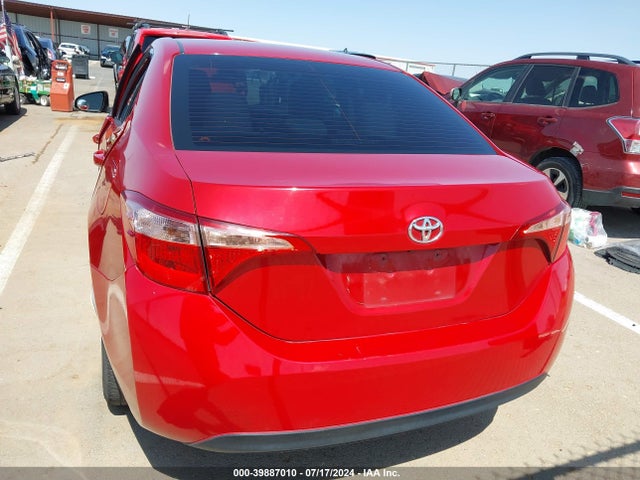Toyota COROLLA LE 2018 5YFBURHE0JP845858 Image 16