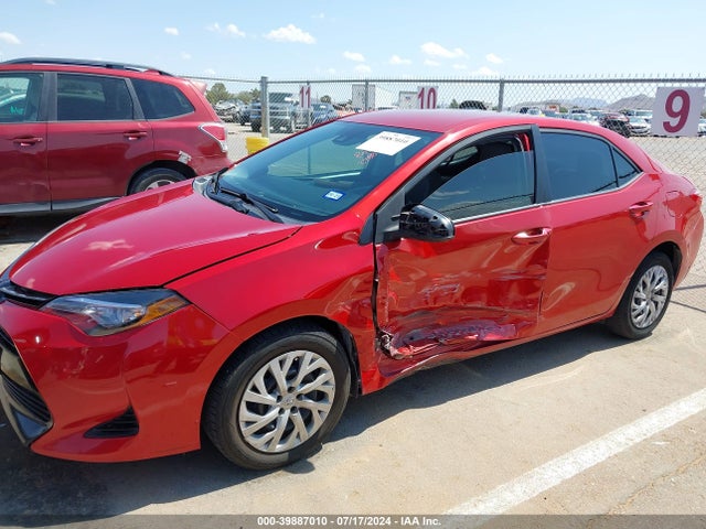 Toyota COROLLA LE 2018 5YFBURHE0JP845858 Image 6