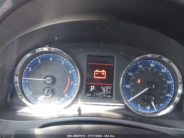 Toyota COROLLA LE 2018 5YFBURHE0JP845858 Image 7