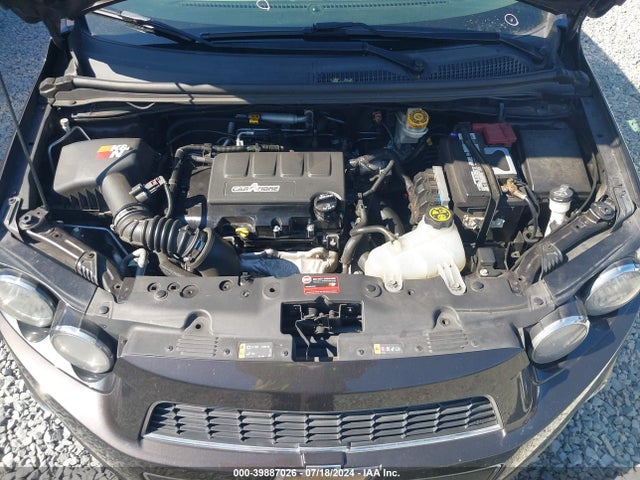 Chevrolet Sonic Ltz Auto 2015 1G1JE6SB1F4148417 Image 10