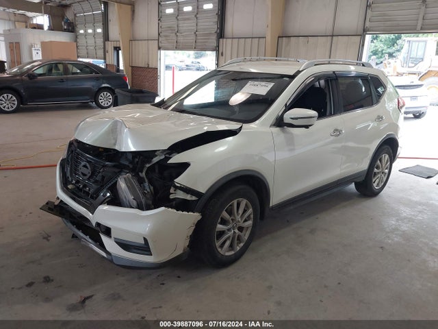 Nissan ROGUE SV 2017 KNMAT2MT3HP519218 Image 2