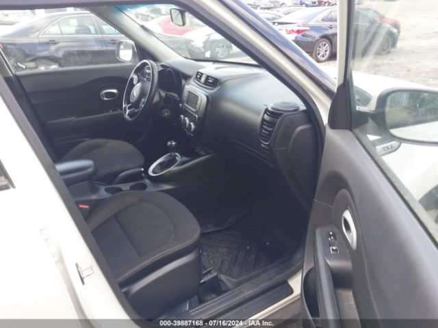 KNDJN2A25J7514369 KIA Soul