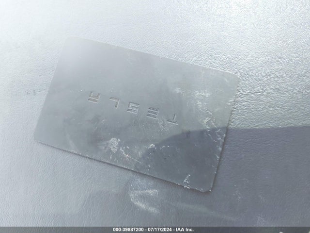 5YJ3E1EBXKF391712 Tesla Model 3 Long Range/performance