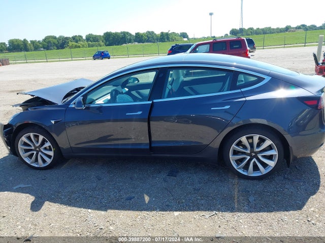 5YJ3E1EBXKF391712 Tesla Model 3 Long Range/performance