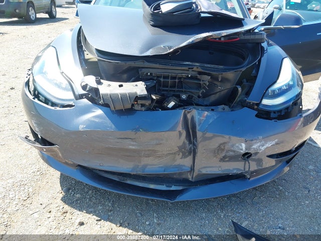 5YJ3E1EBXKF391712 Tesla Model 3 Long Range/performance
