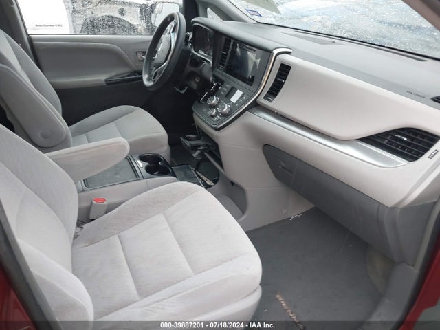 Toyota Sienna Le 8 Passenger 2016 5TDKK3DC5GS752633 Image 5