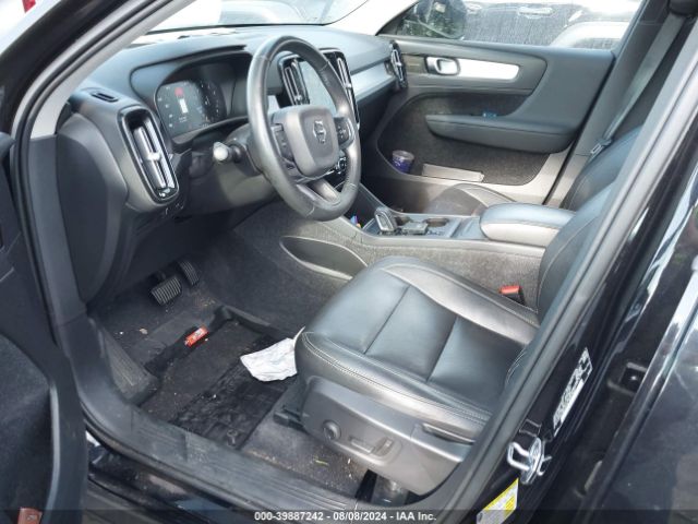 YV4162UK4M2427232 Volvo Xc40 T5 Momentum