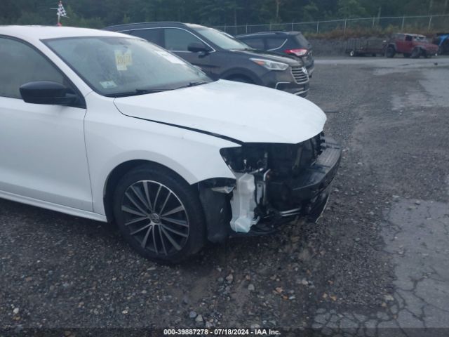 3VWD17AJ4GM418371 Volkswagen Jetta 1.8t Sport