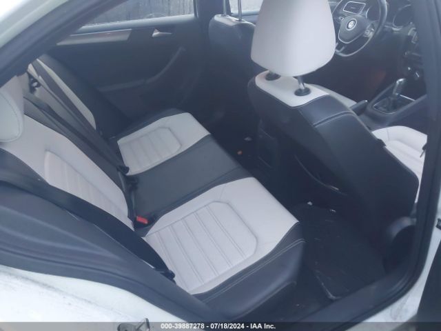 3VWD17AJ4GM418371 Volkswagen Jetta 1.8t Sport