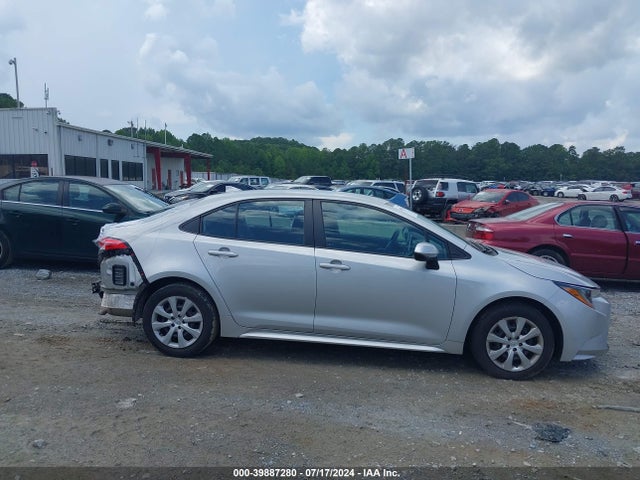 Toyota COROLLA LE 2021 5YFEPMAEXMP167089 Image 13