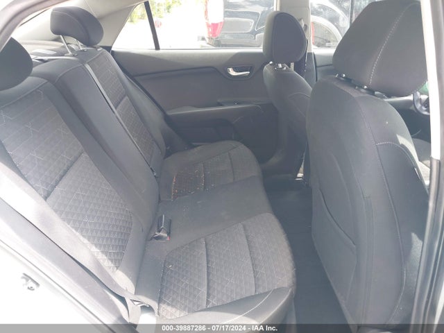 KIA RIO S 2019 3KPA24AB0KE213062 Image 8