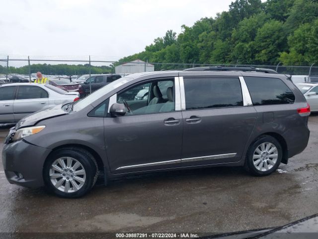 5TDDK3DC7ES078099 Toyota Sienna Limited 7 Passenger