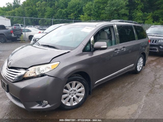 5TDDK3DC7ES078099 Toyota Sienna Limited 7 Passenger