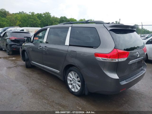 5TDDK3DC7ES078099 Toyota Sienna Limited 7 Passenger