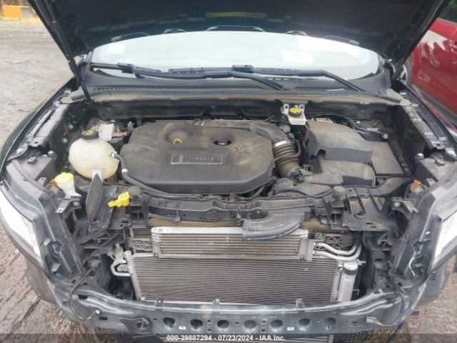 5LMCJ1D90KUL33540 Lincoln Mkc Standard