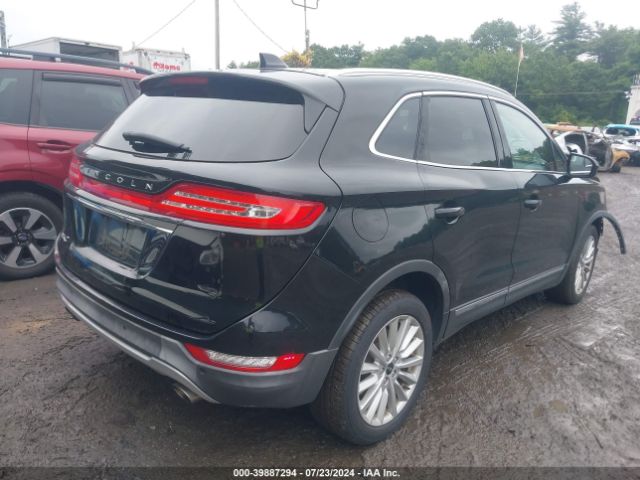 5LMCJ1D90KUL33540 Lincoln Mkc Standard
