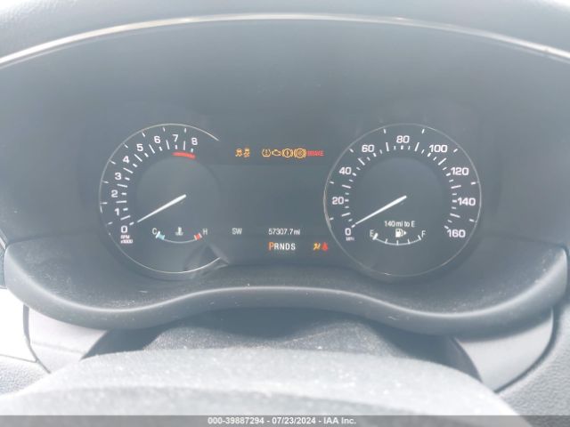 5LMCJ1D90KUL33540 Lincoln Mkc Standard
