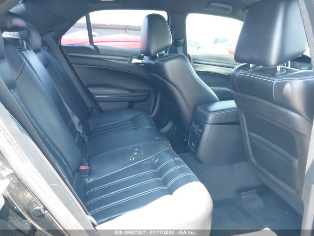 Chrysler 300 2016 2C3CCAGG2GH182937 Image 8