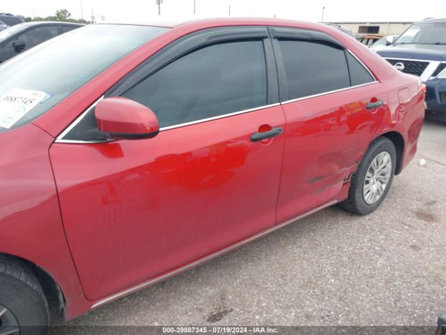 4T1BF1FK3EU810014 Toyota CAMRY LE