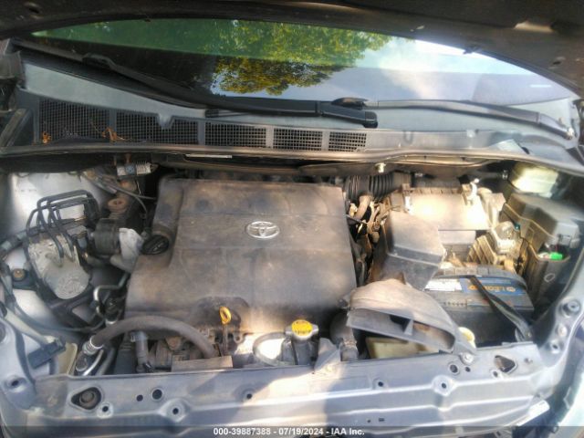 5TDKK3DC7FS625364 Toyota Sienna Le 8 Passenger