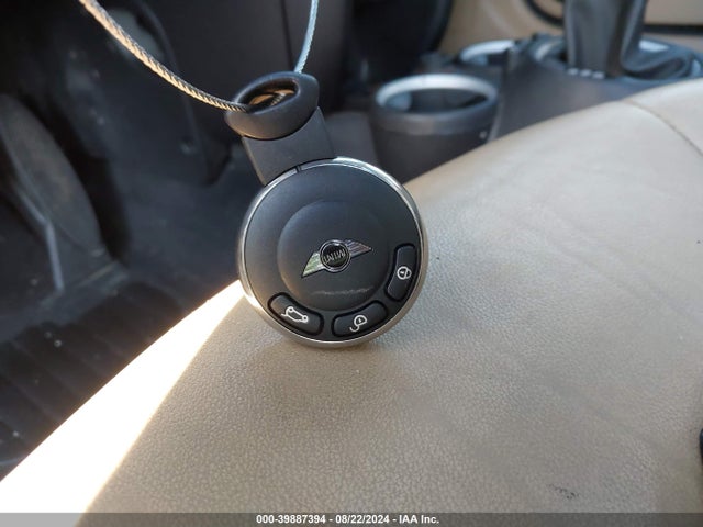 2008 MINI COOPER WMWMF33518TT62354 Photo 10