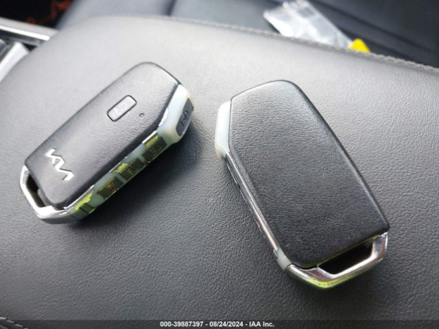 5XXG34J25NG090037 KIA K5 EX