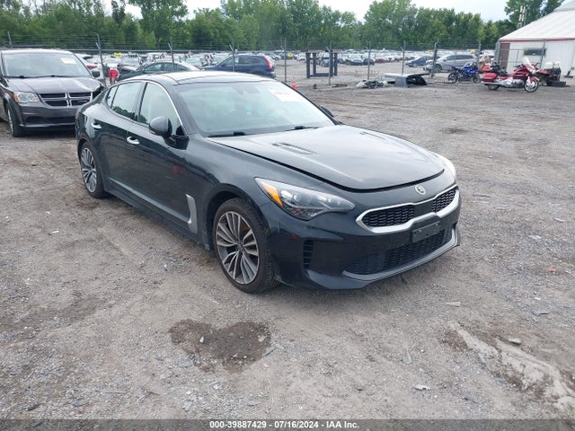 2018 KNAE25LA3J6012026 main image