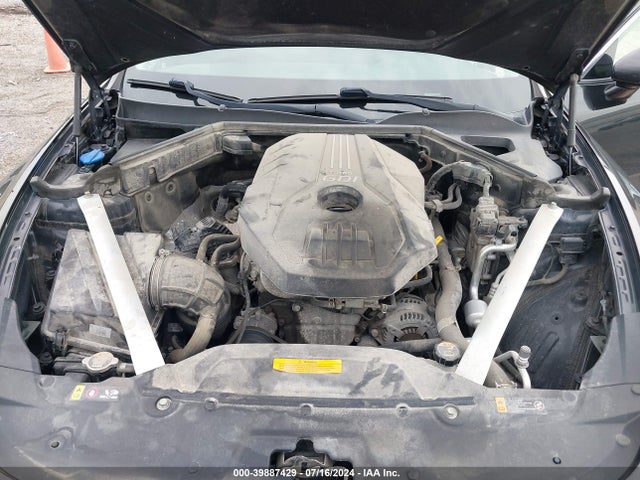 KIA Stinger Premium 2018 KNAE25LA3J6012026 Image 10
