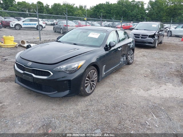 KIA Stinger Premium 2018 KNAE25LA3J6012026 Image 2