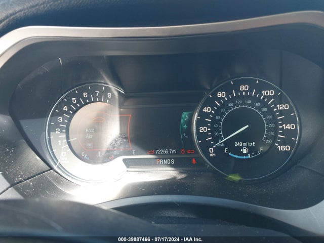 3LN6L2G98GR630159 Lincoln MKZ