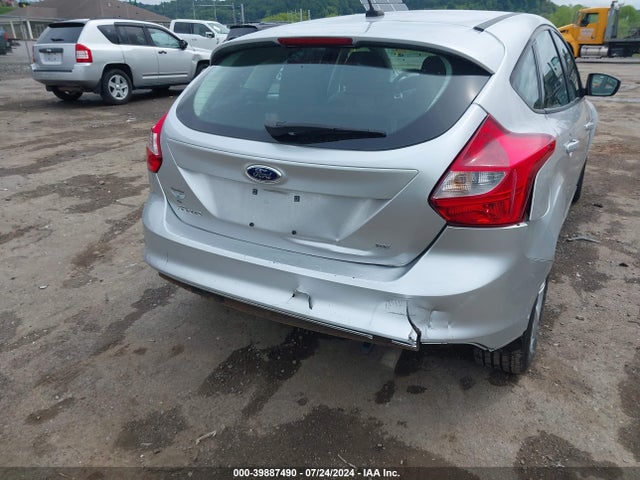 Ford FOCUS SE 2014 1FADP3K21EL135898 Image 6