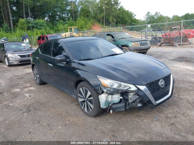 1N4BL4EV9KC113710 auction archive image