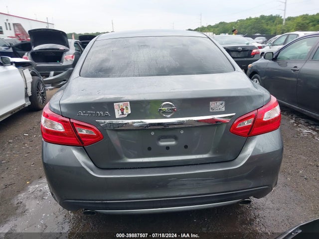 Nissan Altima 2.5 S 2017 1N4AL3AP8HC472682 Image 17