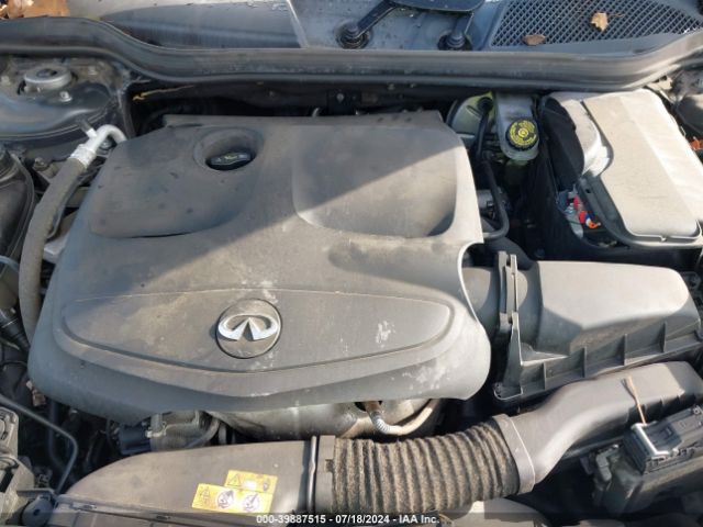 SJKCH5CP1HA025472 Infiniti Qx30 Premium