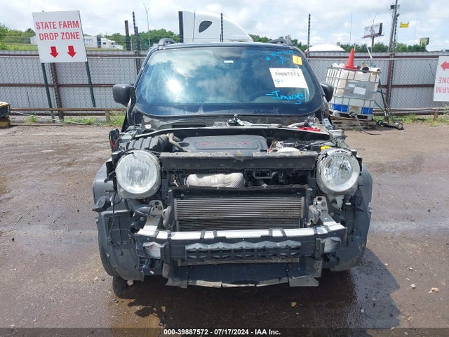 ZACNJBAB9KPJ95038 Jeep Renegade Sport 4x4