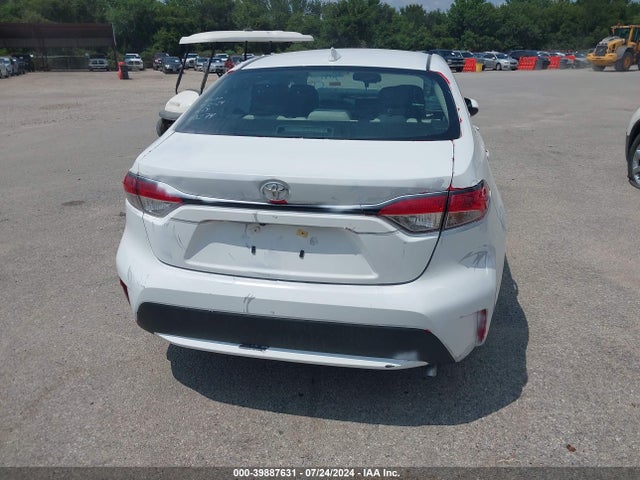 Toyota COROLLA LE 2022 5YFEPMAE1NP364394 Image 16