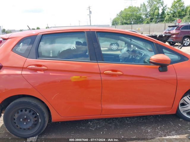 3HGGK5H52JM715142 Honda FIT LX