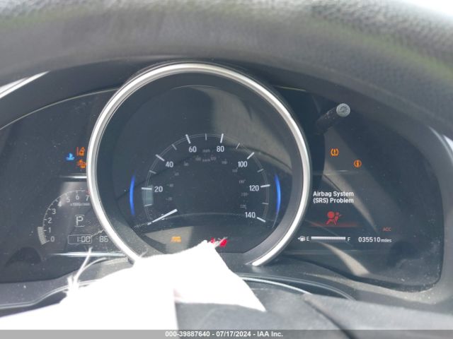 3HGGK5H52JM715142 Honda FIT LX