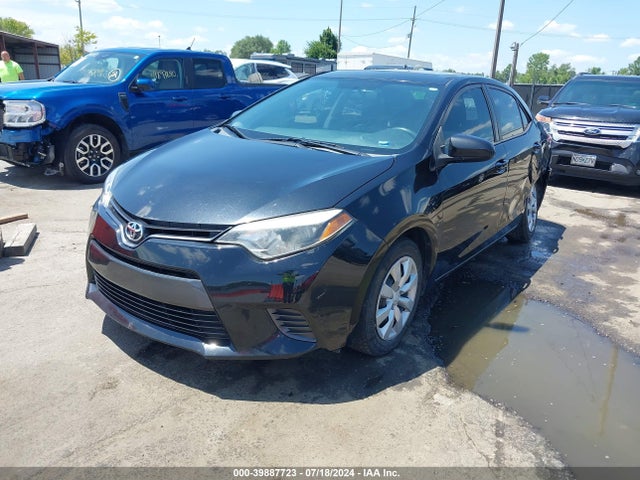 Toyota COROLLA LE 2015 5YFBURHE2FP337821 Image 2
