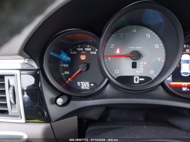 WP1AB2A52HLB17883 Porsche MACAN S