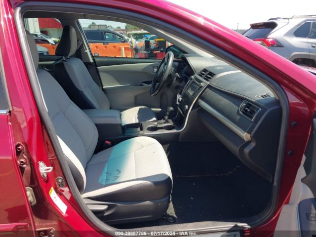 4T1BF1FK7HU763879 Toyota CAMRY SE