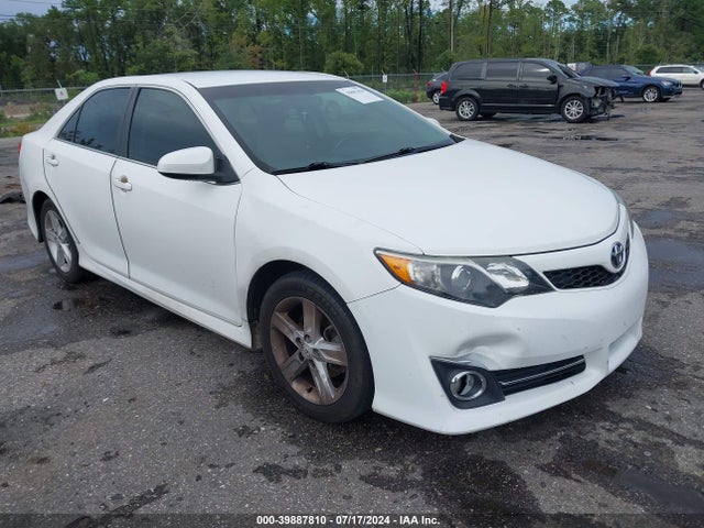 Toyota CAMRY SE 2014 4T1BF1FK2EU761713 main image