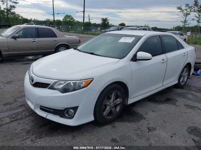 Toyota CAMRY SE 2014 4T1BF1FK2EU761713 Image 2