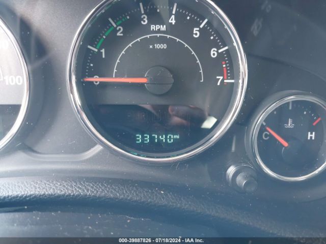 1C4BJWDG4HL694900 Jeep Wrangler Unlimited Sport 4x4
