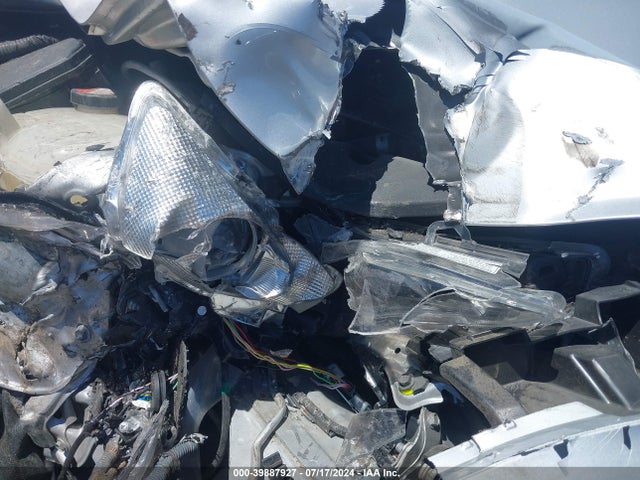 Toyota Prius Two 2016 JTDKBRFU0G3518409 Image 17