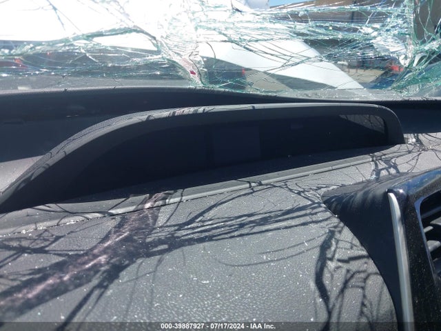 Toyota Prius Two 2016 JTDKBRFU0G3518409 Image 7